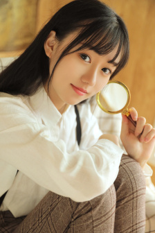 井川里予吃鸡